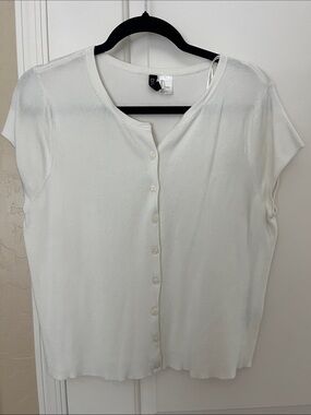 Divided White Short-Sleeve Button-Down Knit Top